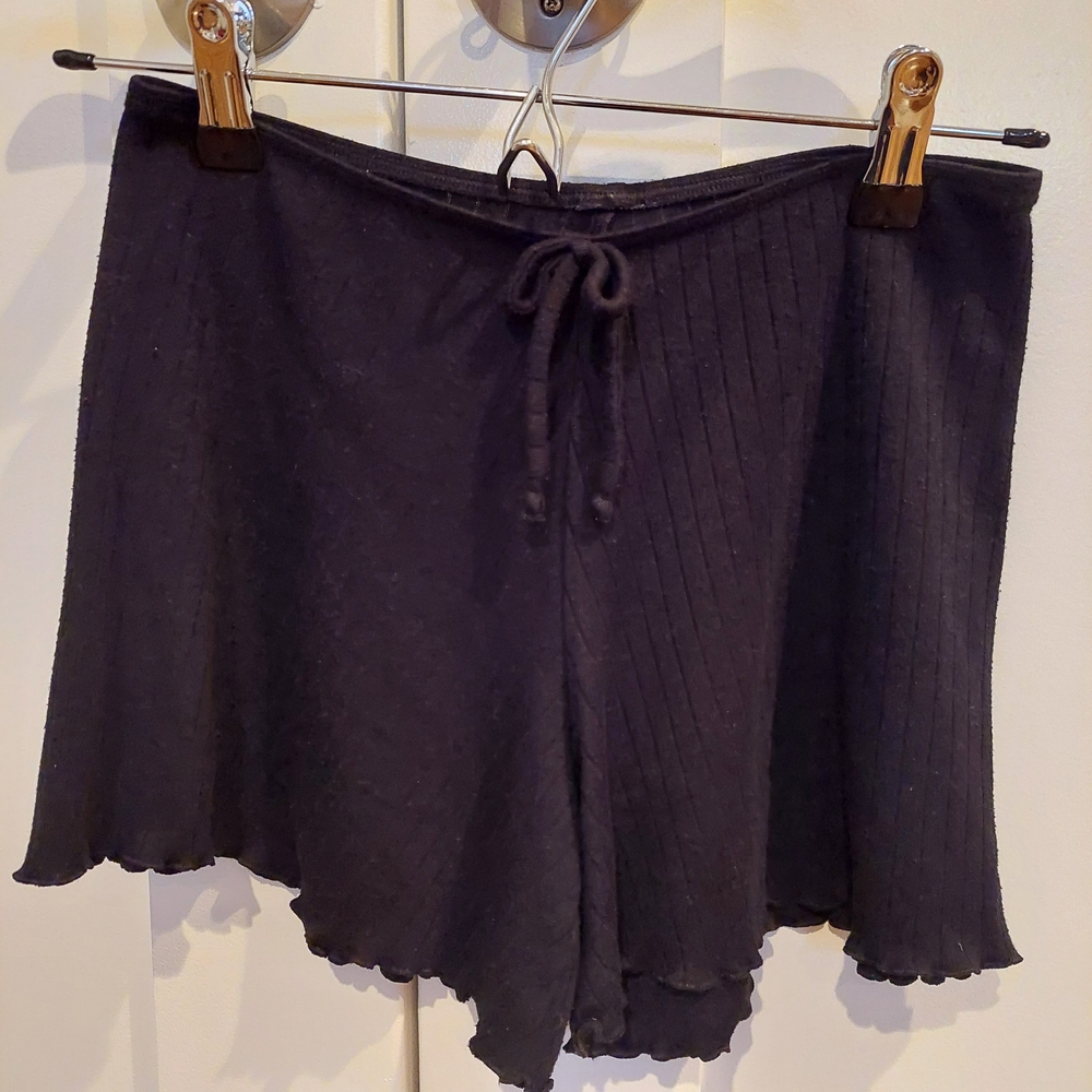 Wear Moi Medium Women's Black Athletic Shorts